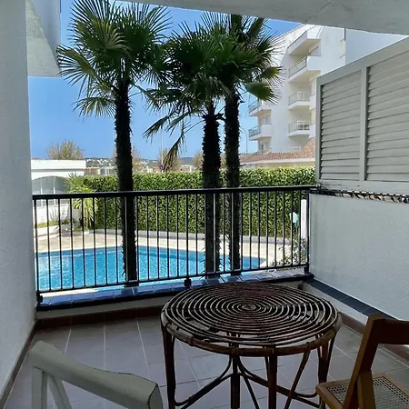 Appartement In Lescala With Terrace